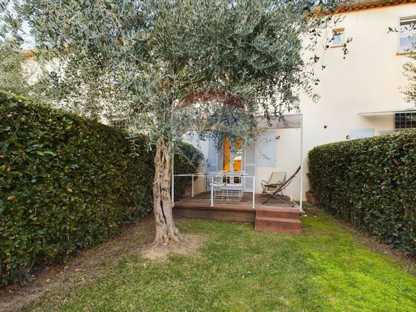 Cascina/Casale Montecchio, Cortona, AR Vendita