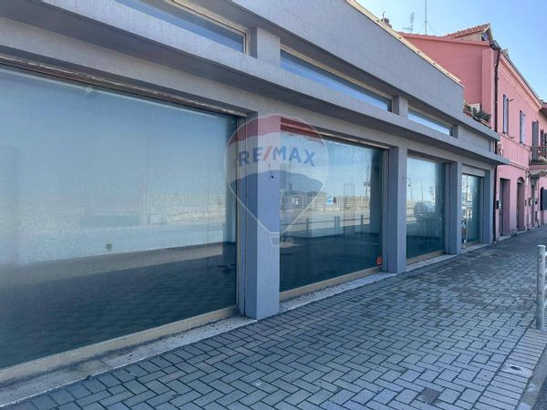 Locale Commerciale Torrette Di Ancona, Ancona, AN Affitto - Foto 4