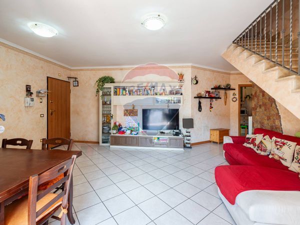 Appartamento Monterotondo Paese, Monterotondo, RM Vendita - Foto 2