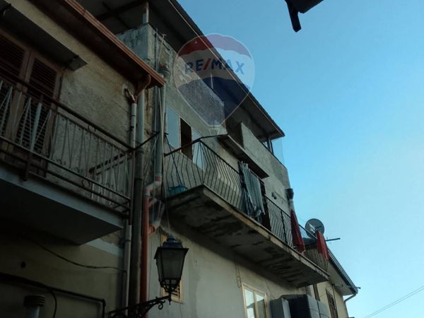 Appartamento Piana degli Albanesi, PA Vendita