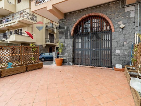Appartamento Sant'Agata li Battiati, CT Affitto