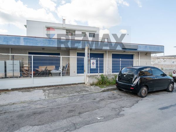 Locale Commerciale Trecarrare, Taranto, TA Vendita - Foto 3
