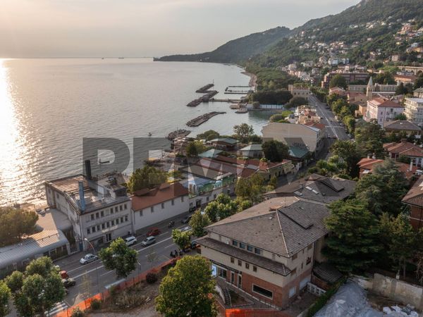 Appartamento Centro, Trieste, TS Vendita