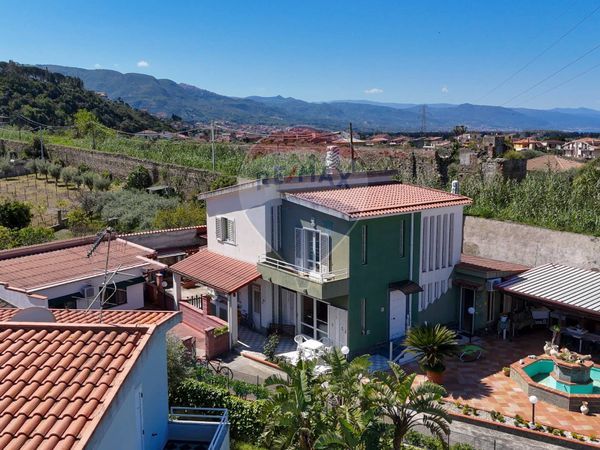 Villa singola Vina, Capo d'Orlando, ME Vendita