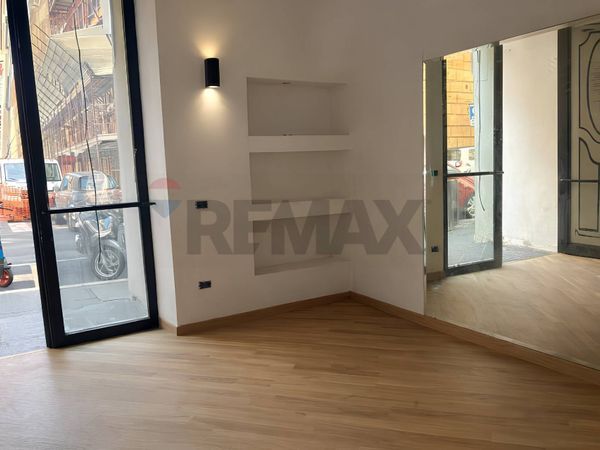 Locale Commerciale Centro Storico, Roma, RM Affitto - Foto 4