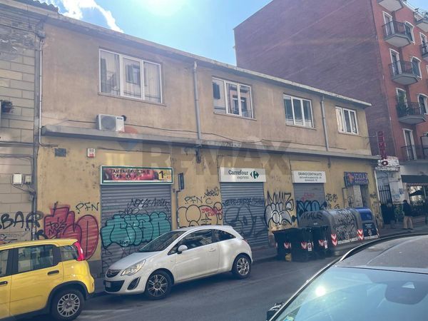 Locale Commerciale Torino, TO Affitto