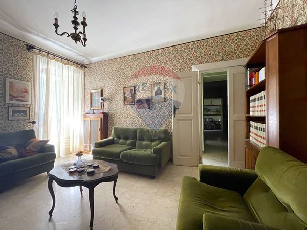 Appartamento Arcevia, AN Vendita