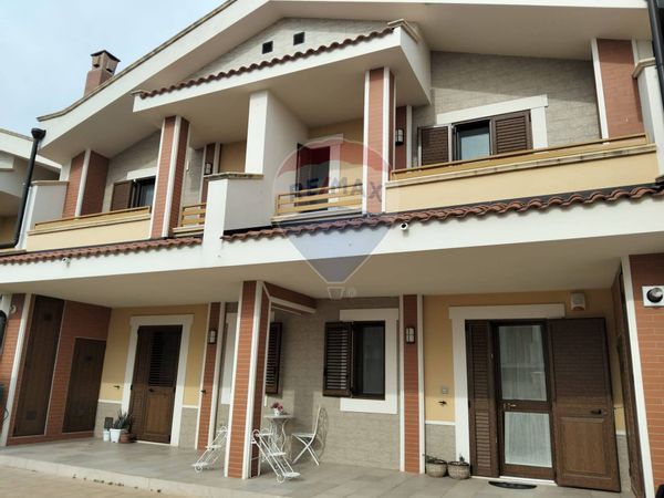 Villa a schiera Montagna, Manfredonia, FG Vendita