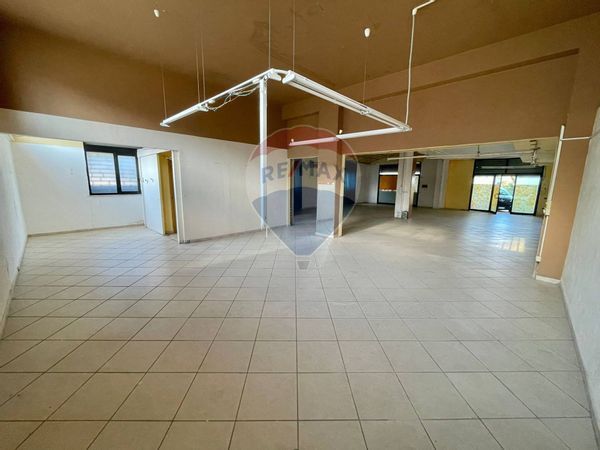 Locale Commerciale Corigliano Calabro Stazione, Corigliano-Rossano, CS Affitto - Foto 2