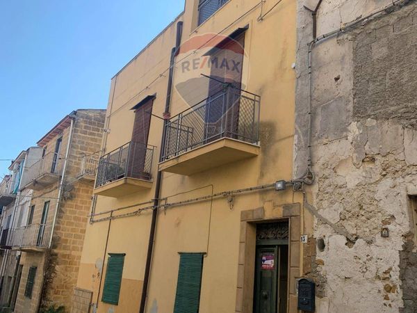 Casa Indipendente Pietraperzia, EN Vendita