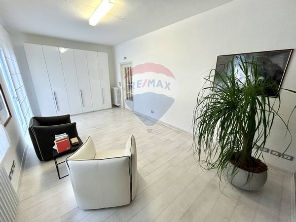 Locale Commerciale Costa Volpino, BG Affitto