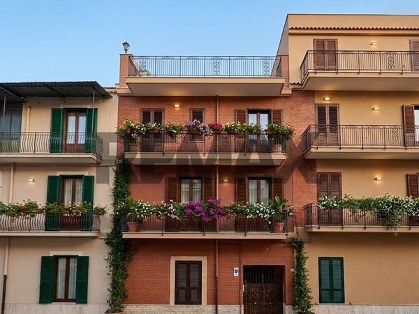 Casa Indipendente Afragola, NA Vendita