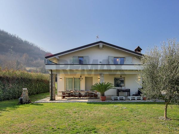 Villa singola Paratico, BS Vendita