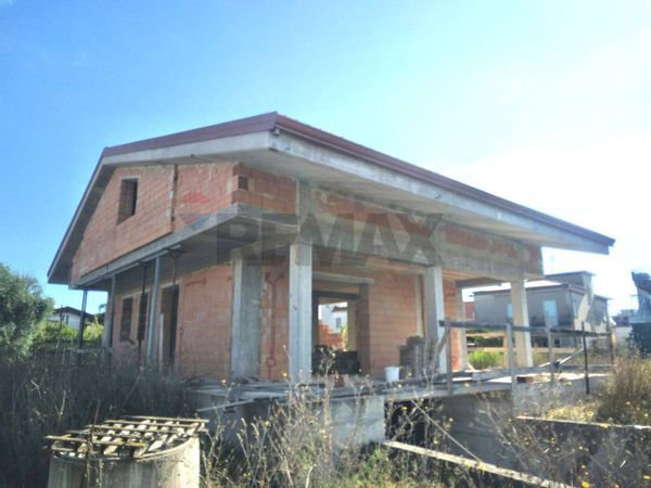 Casa Indipendente Marina di Minturno, Minturno, LT Vendita