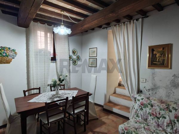 Appartamento Mondaino, RN Vendita