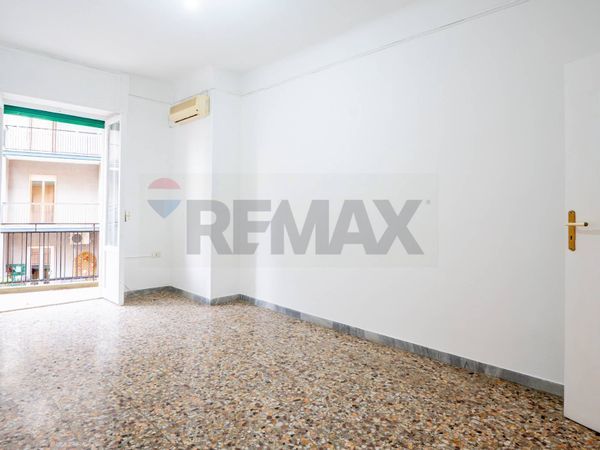 Appartamento Trecarrare, Taranto, TA Vendita