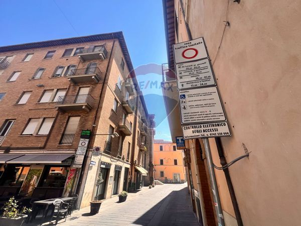 Ufficio Centro Storico, Foligno, PG Affitto - Foto 4