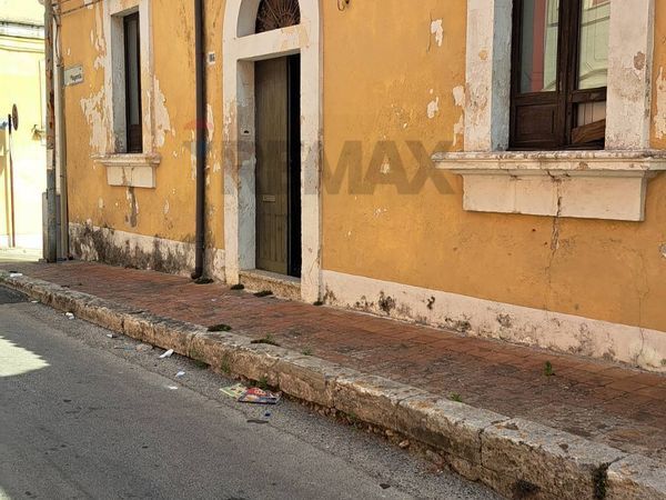 Casa Indipendente Canicattini Bagni, SR Vendita