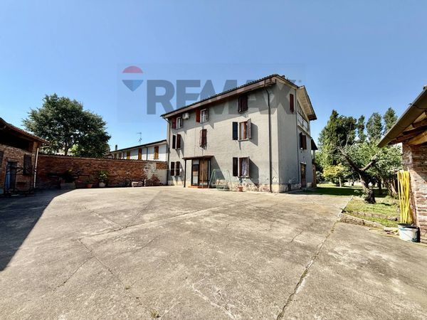Casa Indipendente Vicoboneghisio, Casalmaggiore, CR Vendita