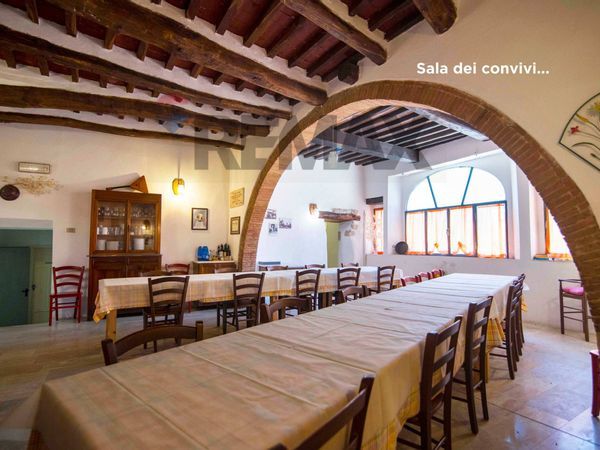 Cascina/Casale Gerfalco, Montieri, GR Vendita