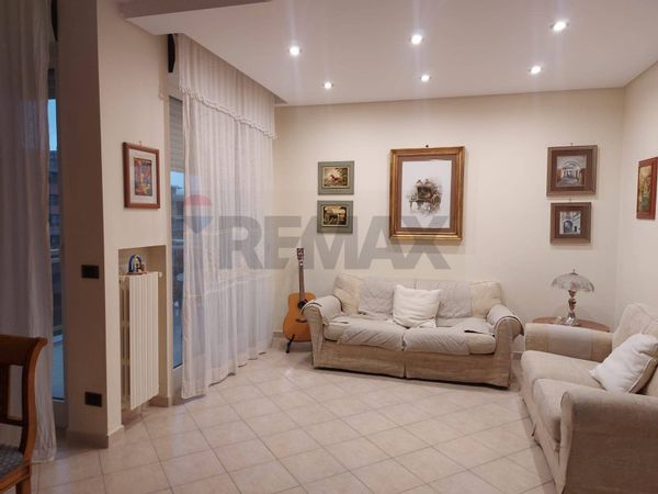 Appartamento Poggiofranco, Bari, BA Affitto