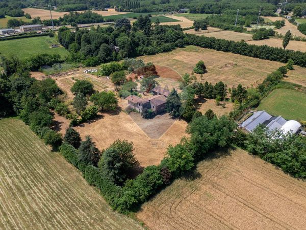Casa Indipendente Zona Madonna Regina, Busto Arsizio, VA Vendita