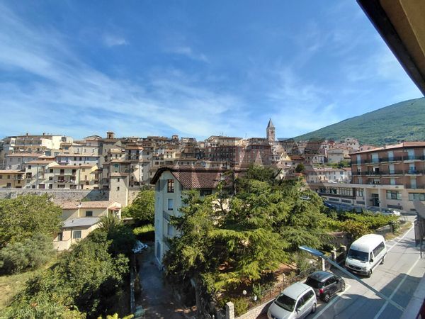 Appartamento Centro, Gualdo Tadino, PG Vendita