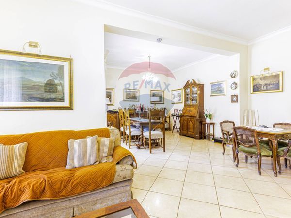 Appartamento Morena, Roma, RM Vendita