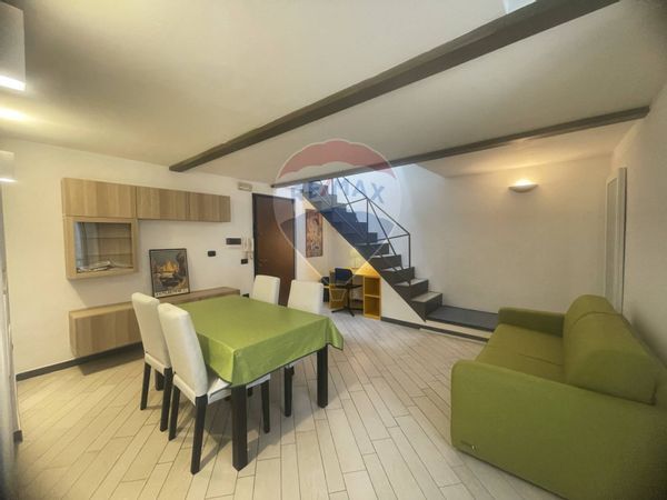 Appartamento Centro, Napoli, NA Affitto