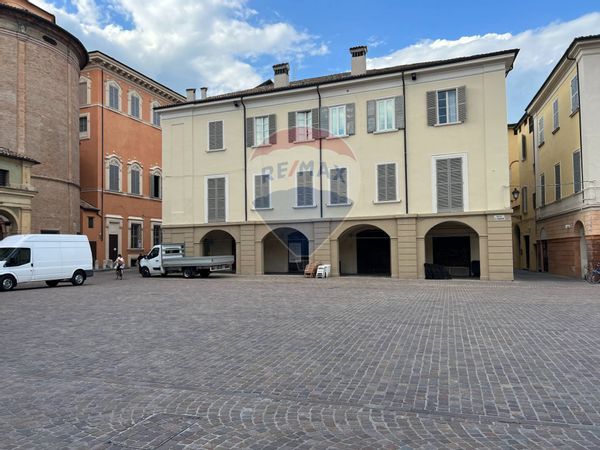 Locale Commerciale Centro storico, Reggio nell'Emilia, RE Affitto - Foto 2