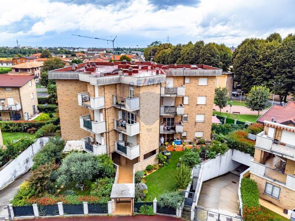 Appartamento Caronno Pertusella, VA Vendita - Foto 2