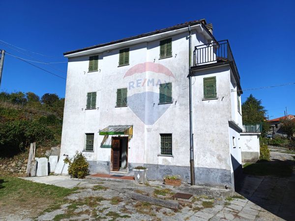 Casa Semindipendente Camponuovo, Roccavignale, SV Vendita