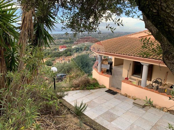 Villetta bifamiliare Niu Crobu, Quartu Sant'Elena, CA Vendita - Foto 2