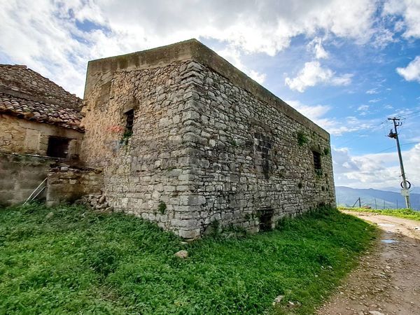 Cascina/Casale Collesano, PA Vendita