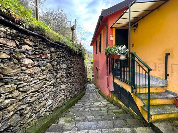 Appartamento Testana, Avegno, GE Vendita