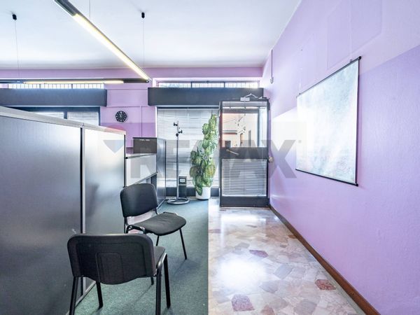 Ufficio Villaggio dei Giovi, Limbiate, MB Affitto