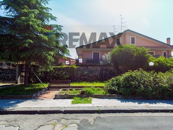 Porzione di villa San Gregorio di Catania, CT Vendita