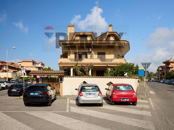 Casa Indipendente Ladispoli, RM Vendita - Foto 2