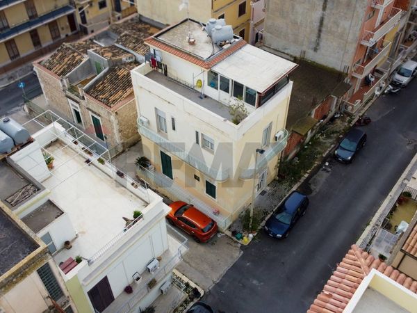 Casa Indipendente Centro, Pozzallo, RG Vendita