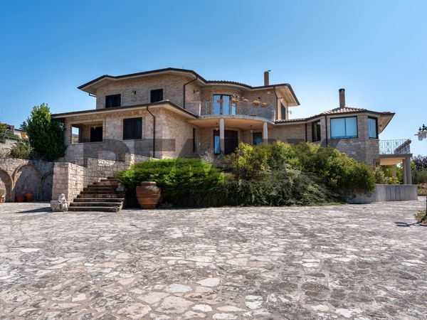 Villa singola Campobasso, CB Vendita