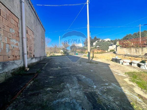 Rustico Periferia Nord, Matera, MT Vendita