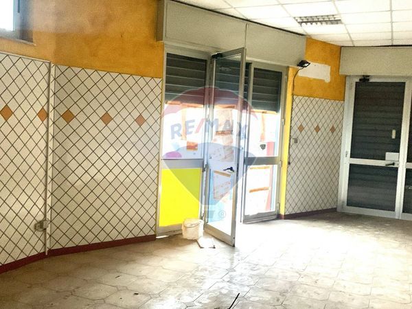 Locale Commerciale Belpasso, CT Affitto - Foto 2