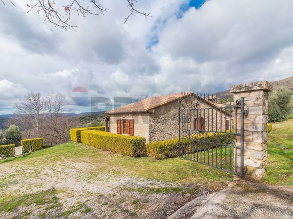 Villa o villino Rocchette, Semproniano, GR Vendita