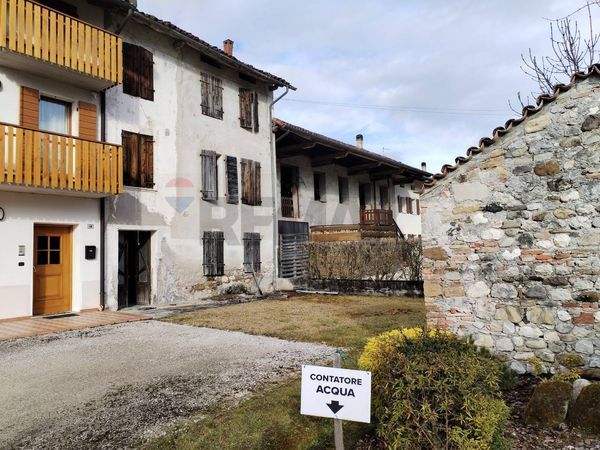 Porzione di casa Vicinanze, Santa Giustina, BL Vendita