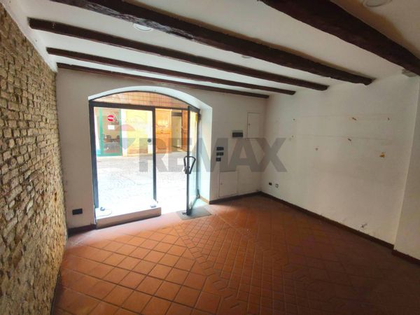 Negozio Centro storico, Rimini, RN Affitto - Foto 4