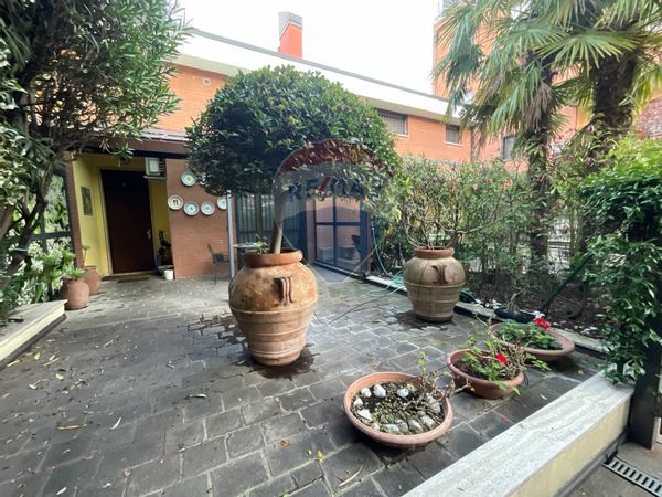 Villetta bifamiliare Barona, Milano, MI Vendita