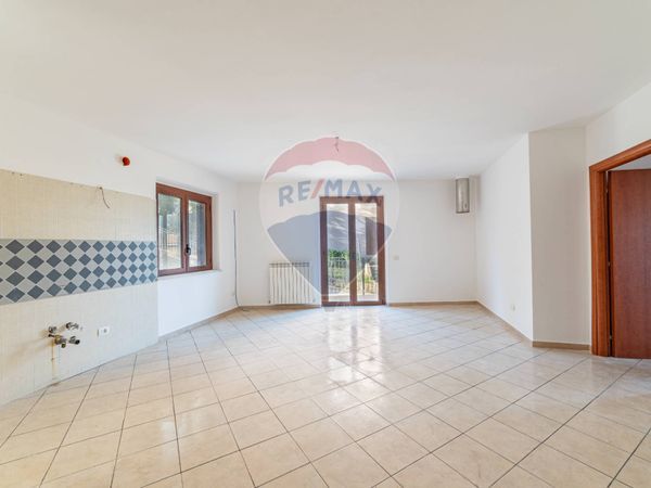 Appartamento Montecarotto, AN Vendita