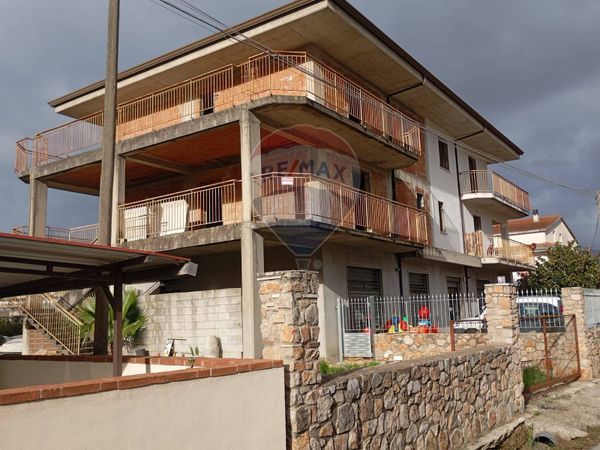 Casa Indipendente Grunuovo, Santi Cosma e Damiano, LT Vendita