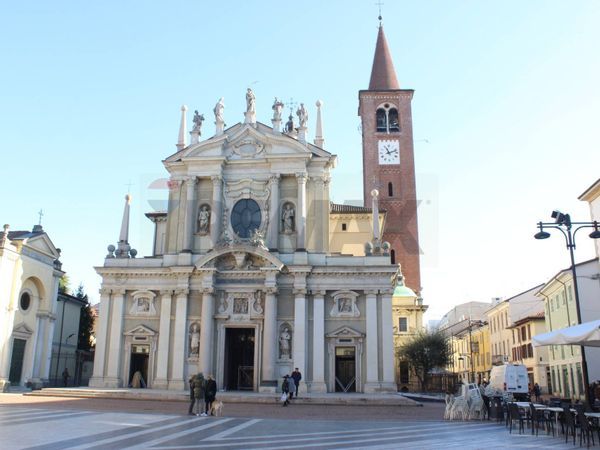 Negozio Centro, Busto Arsizio, VA Affitto - Foto 2