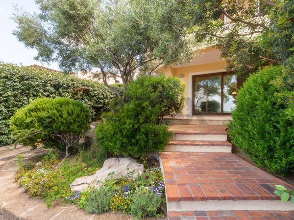 Villetta bifamiliare Zona Margine Rosso, Quartu Sant'Elena, CA Vendita - Foto 3